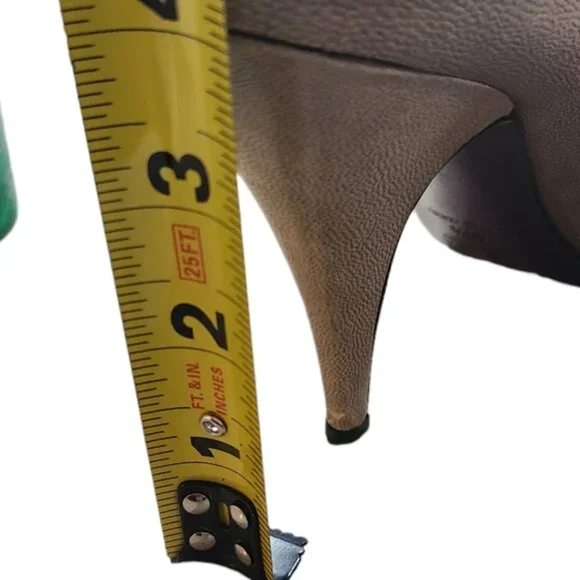 Prada Leather Floral Print Pumps size 40 1/2 EU - Picture 8 of 10